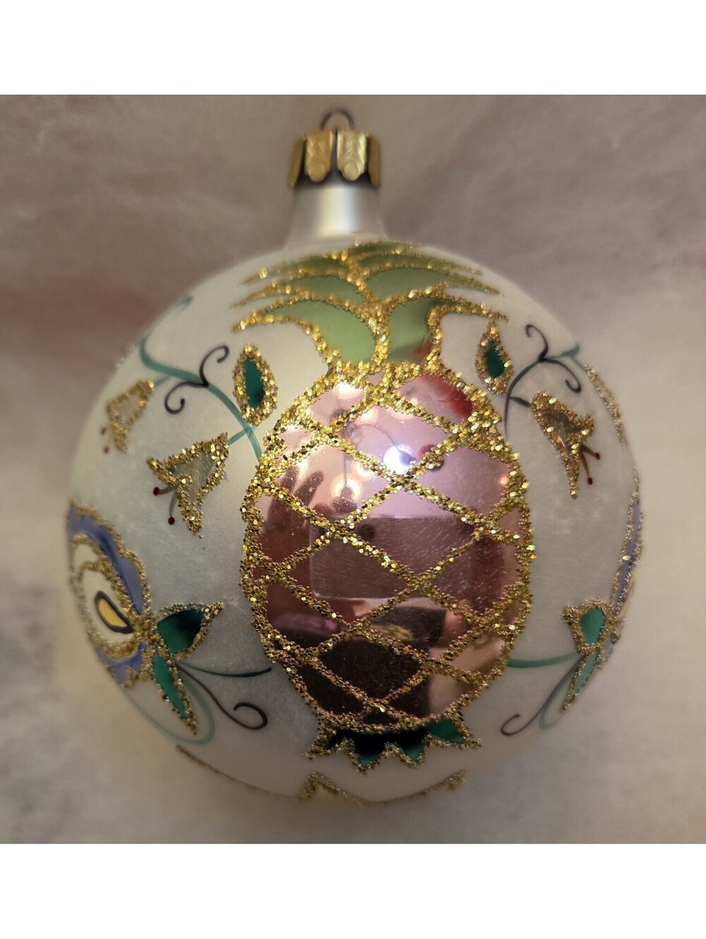 Christopher Radko 1996 Hand Painted Ball Ornament Southern Colonial Pineapple